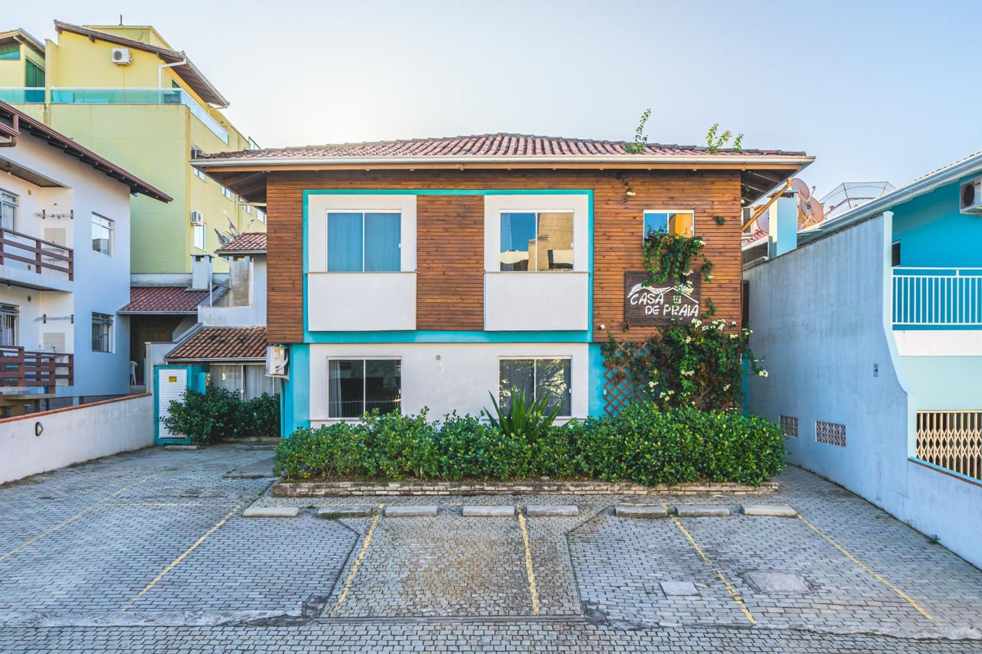 בומבינאס Pousada Casa De Praia מראה חיצוני תמונה